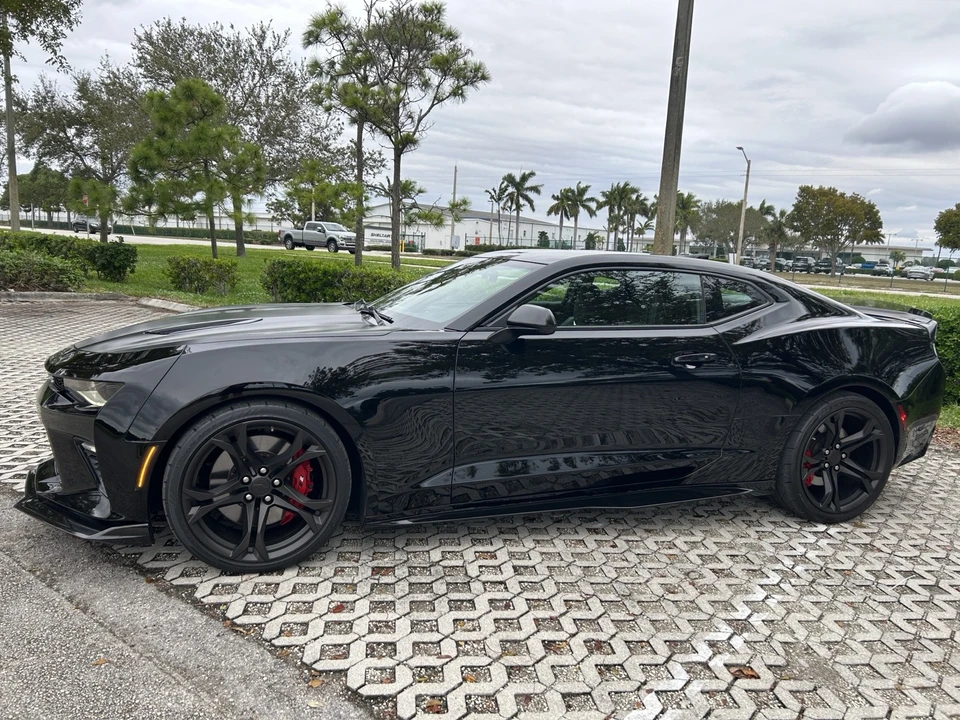 2018 Chevrolet Camaro SS 6th Gen - Image 21 of 21