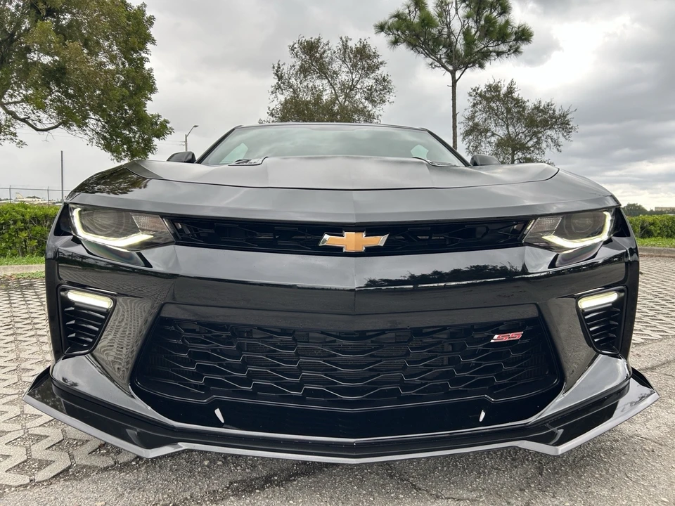 2018 Chevrolet Camaro SS 6th Gen - Image 11 of 21