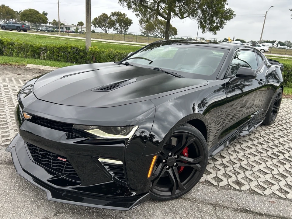 2018 Chevrolet Camaro SS 6th Gen - Image 5 of 21