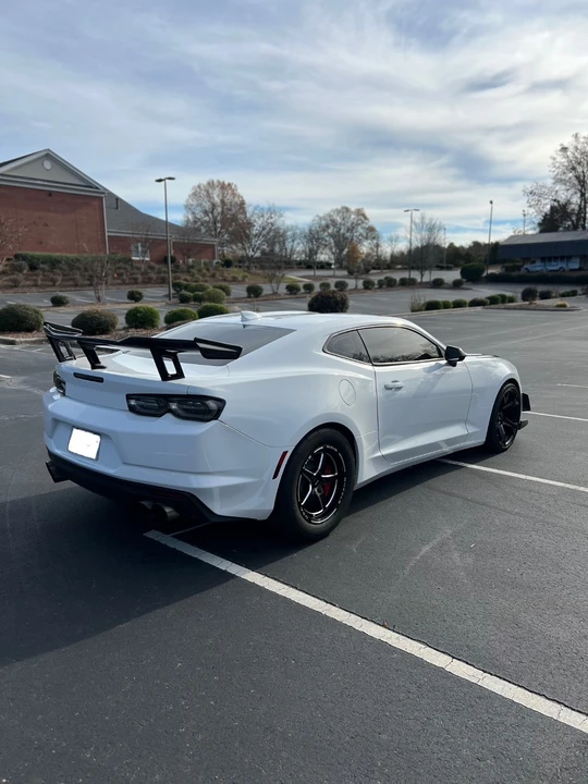 2018 Chevrolet Camaro SS 6th Gen - Image 4 of 13