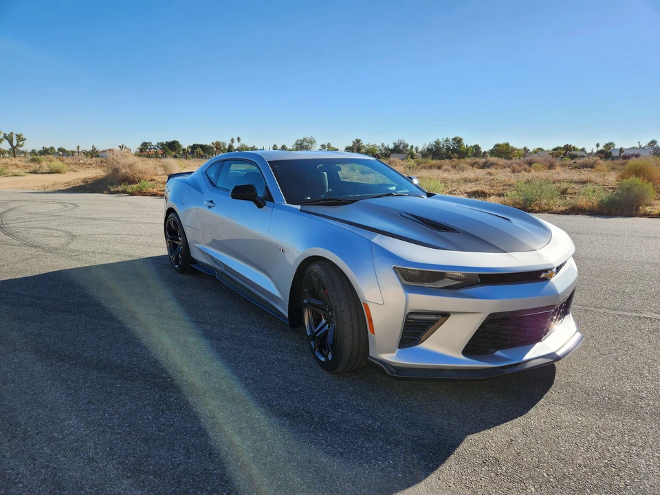 2018 Chevrolet Camaro SS 6th Gen - Image 26 of 28