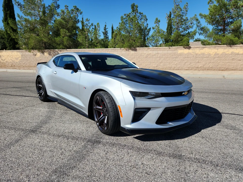 2018 Chevrolet Camaro SS 6th Gen - Image 27 of 28