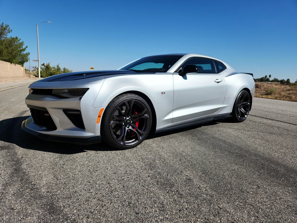 2018 Chevrolet Camaro SS 6th Gen - Image 15 of 28