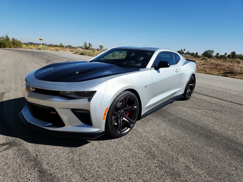 2018 Chevrolet Camaro SS 6th Gen - Image 12 of 28