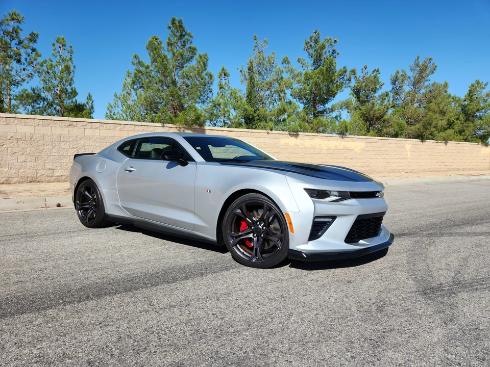 2018 Chevrolet Camaro SS 6th Gen - Image 24 of 28