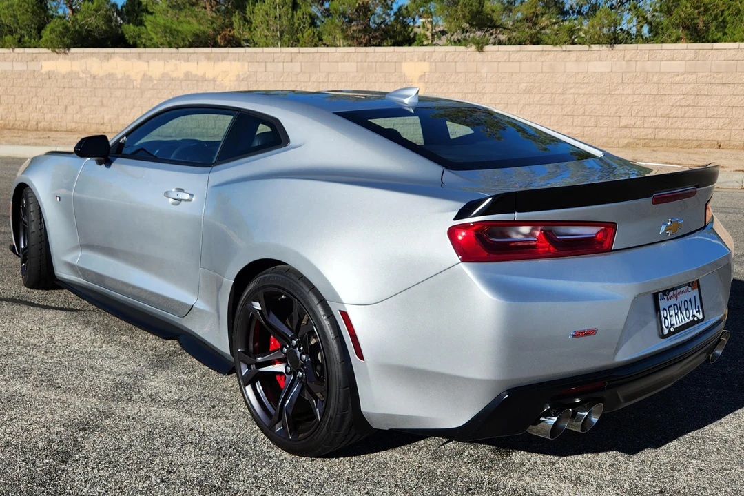 2018 Chevrolet Camaro SS 6th Gen - Image 4 of 28