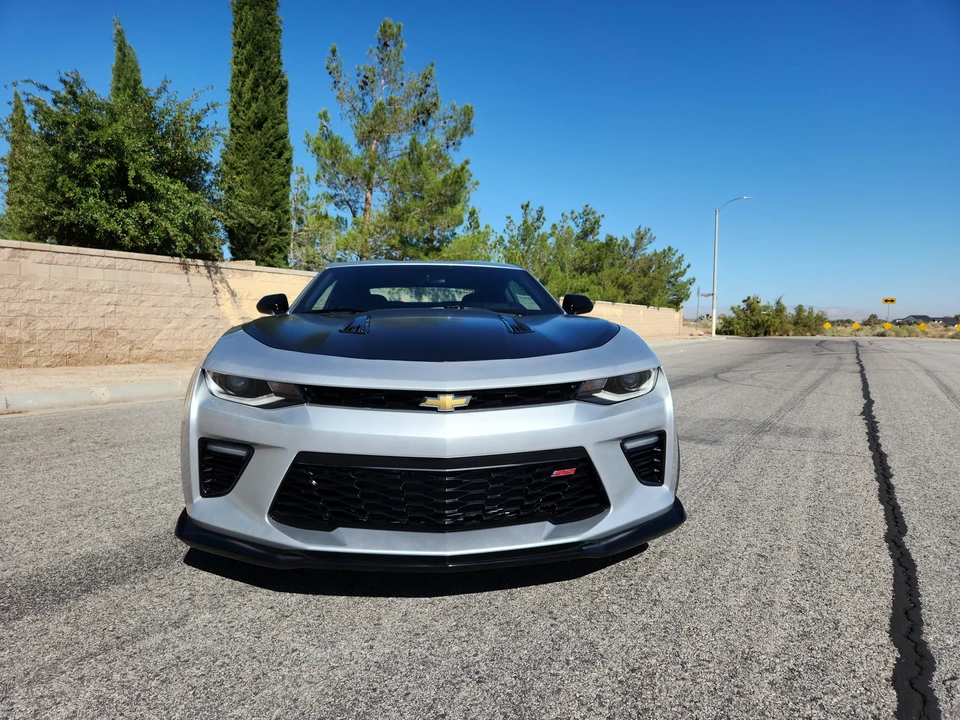 2018 Chevrolet Camaro SS 6th Gen - Image 9 of 28