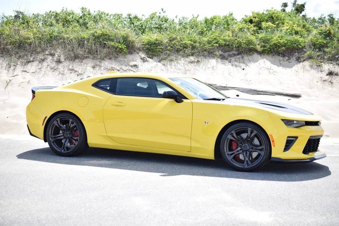 2018 Chevrolet Camaro SS 6th Gen - Image 14 of 31