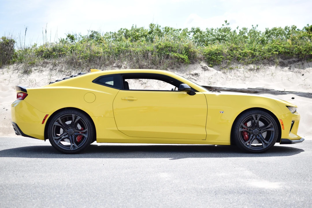 2018 Chevrolet Camaro SS 6th Gen - Image 3 of 31