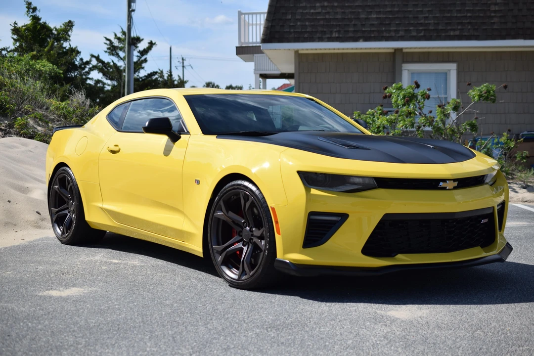 2018 Chevrolet Camaro SS 6th Gen - Image 17 of 31