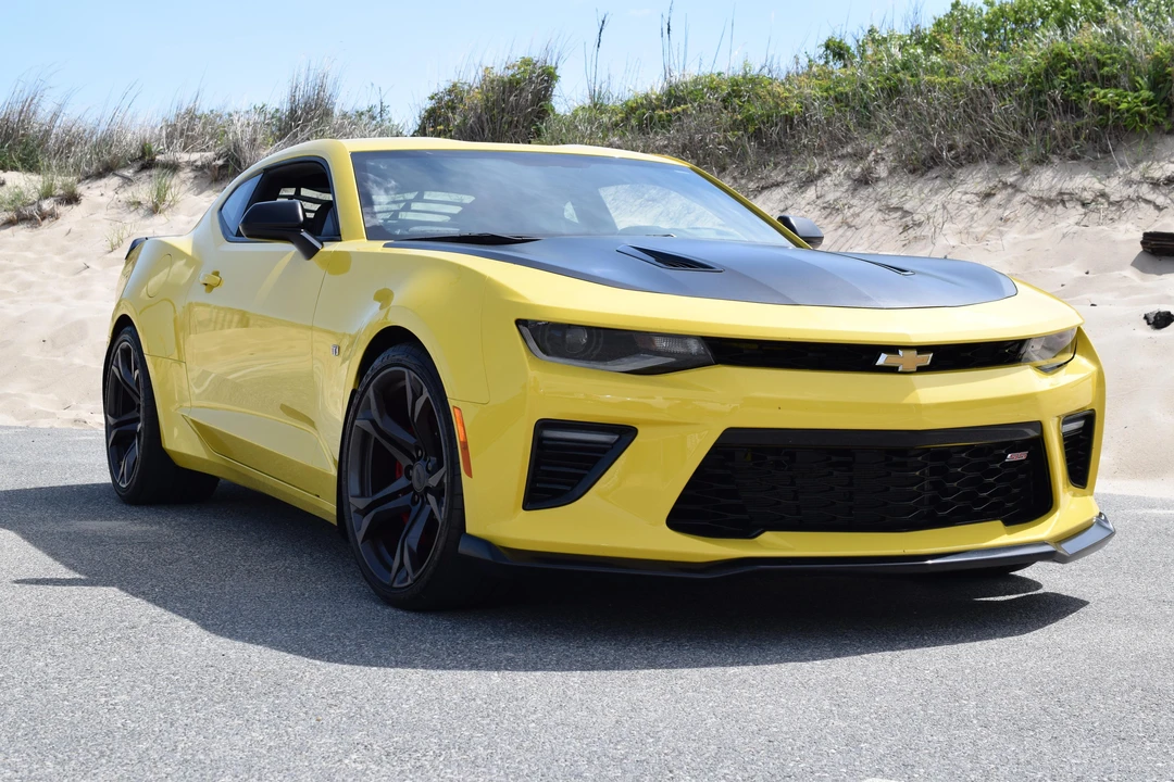 2018 Chevrolet Camaro SS 6th Gen - Image 19 of 31