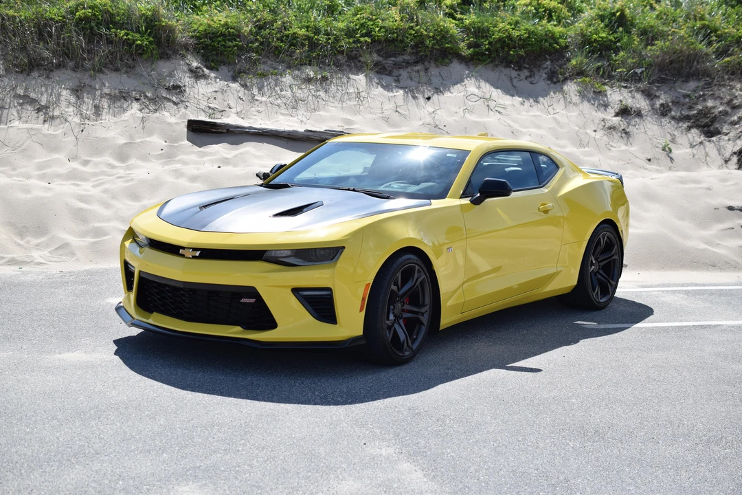 2018 Chevrolet Camaro SS 6th Gen - Image 8 of 31
