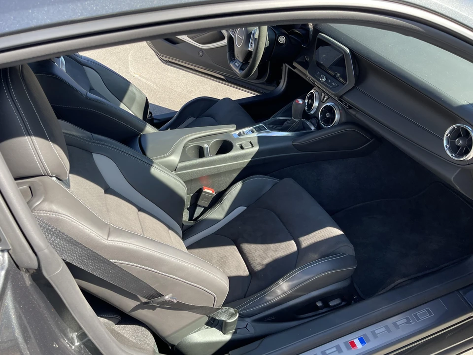 2018 Chevrolet Camaro SS 6th Gen - Image 25 of 26