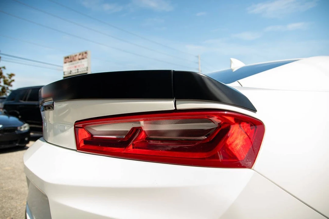 2018 Chevrolet Camaro SS 6th Gen - Image 9 of 29