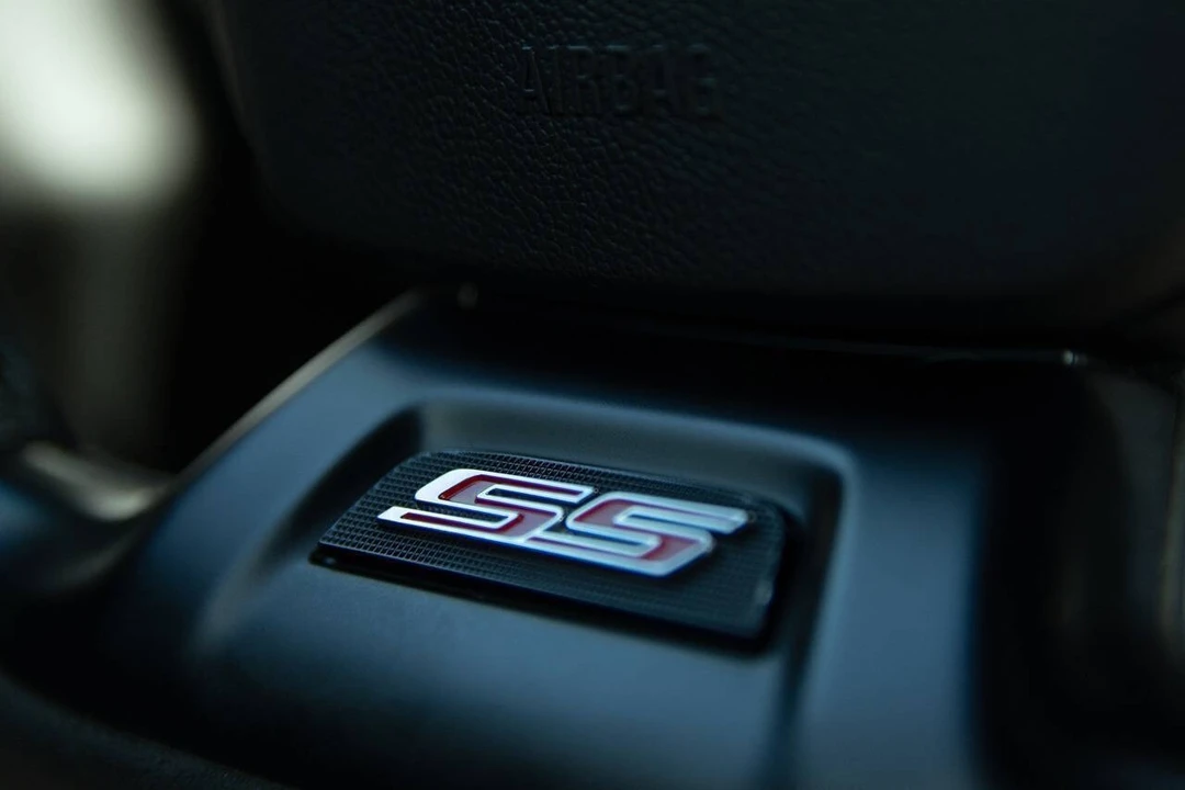 2018 Chevrolet Camaro SS 6th Gen - Image 25 of 29