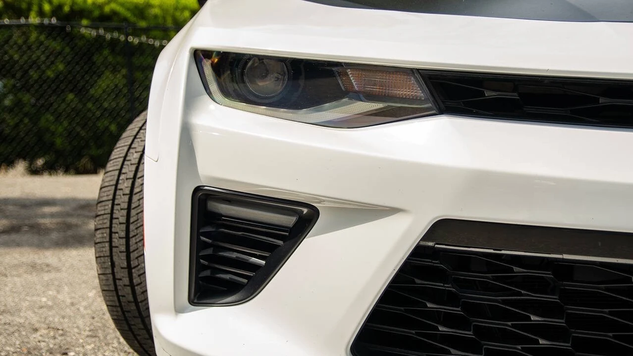 2018 Chevrolet Camaro SS 6th Gen - Image 2 of 29