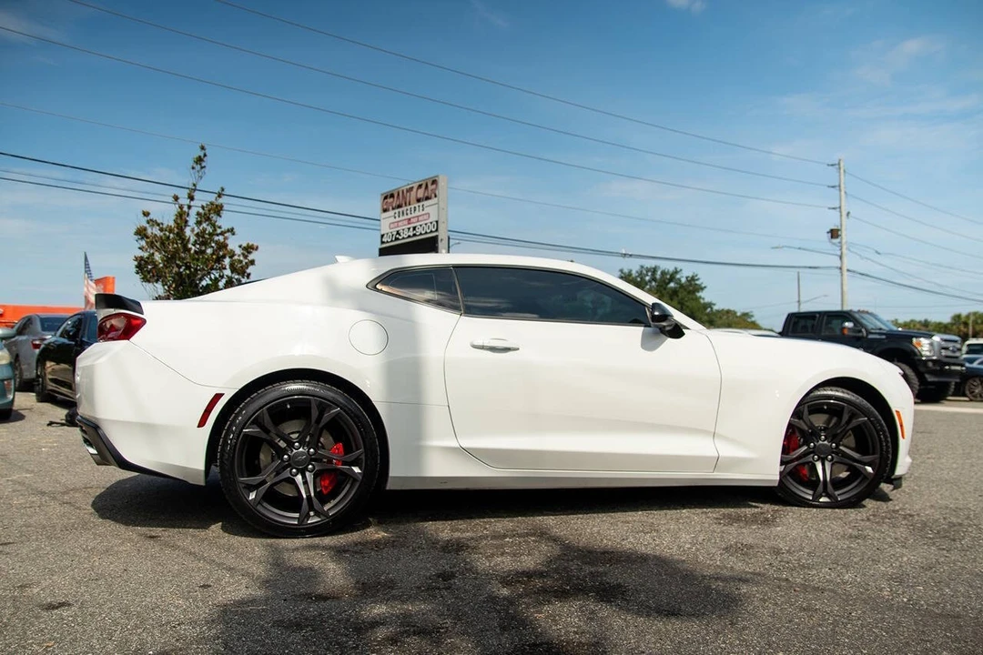 2018 Chevrolet Camaro SS 6th Gen - Image 5 of 29