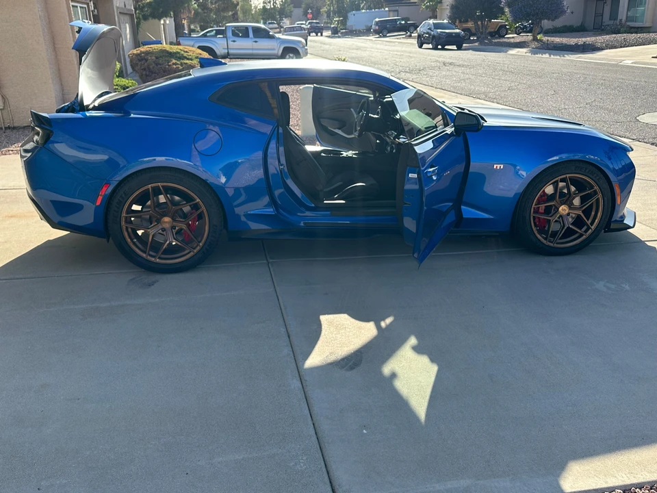 2018 Chevrolet Camaro SS 6th Gen - Image 17 of 31