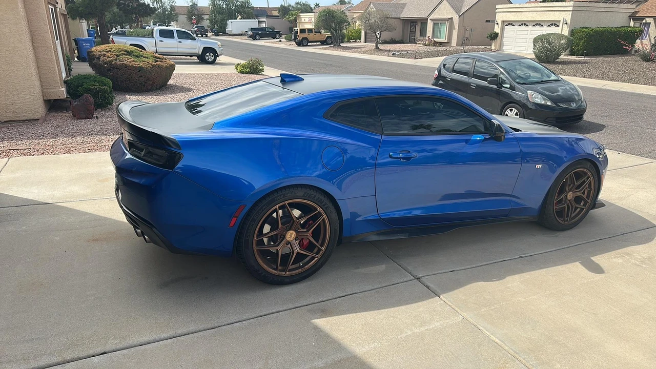2018 Chevrolet Camaro SS 6th Gen - Image 9 of 31