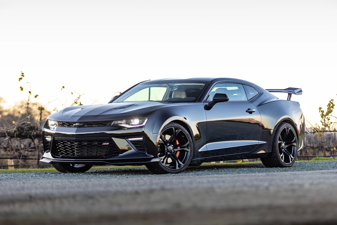 2018 Chevrolet Camaro SS 6th Gen - Image 8 of 31