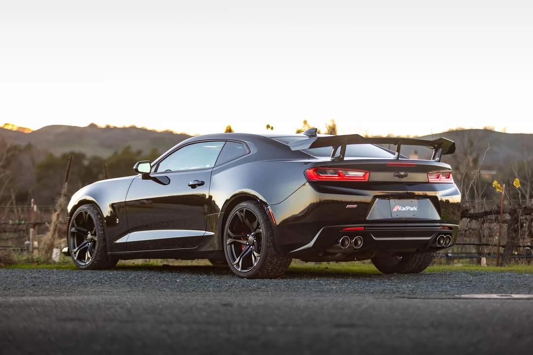 2018 Chevrolet Camaro SS 6th Gen - Image 12 of 31