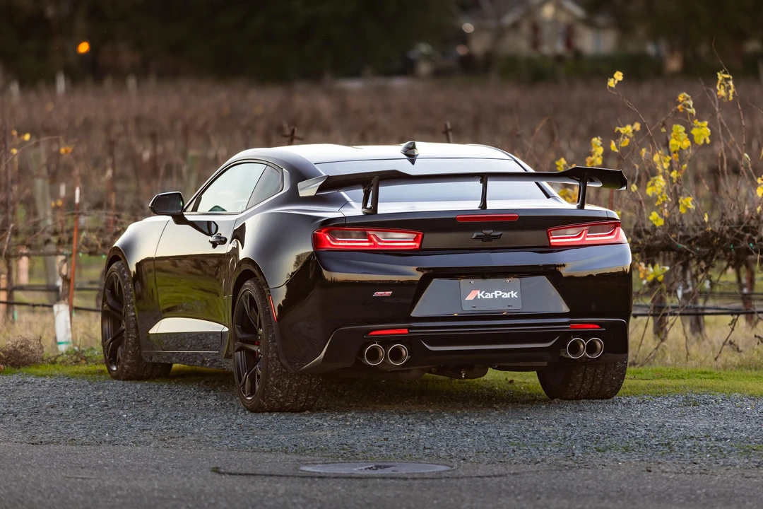 2018 Chevrolet Camaro SS 6th Gen - Image 14 of 31