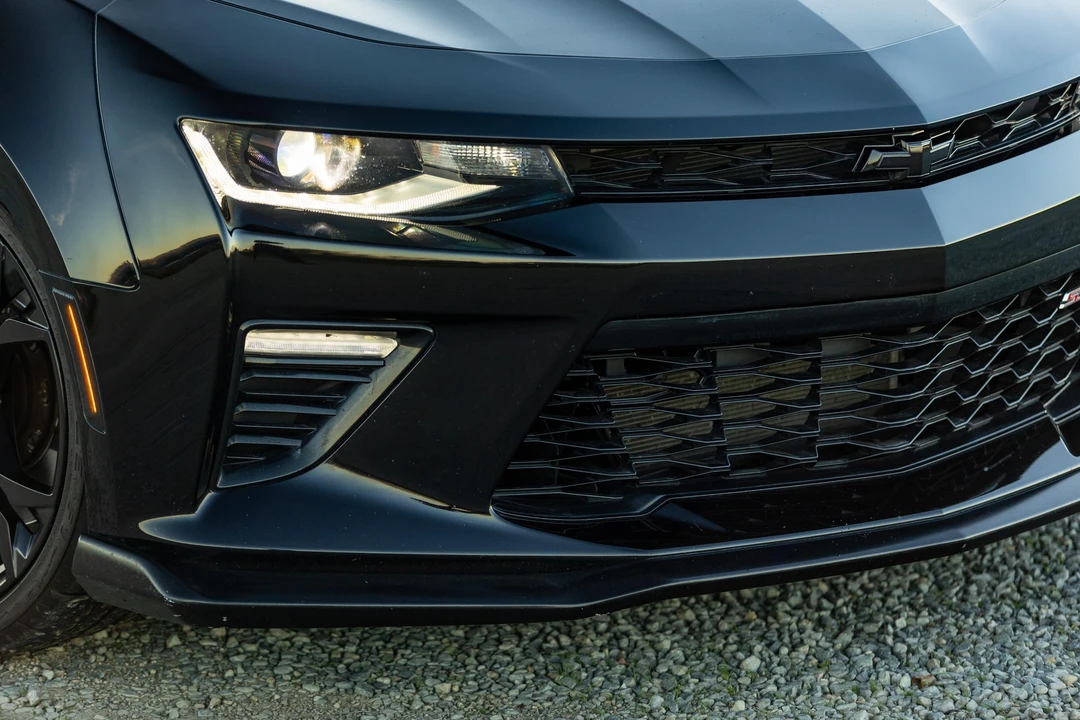 2018 Chevrolet Camaro SS 6th Gen - Image 28 of 31