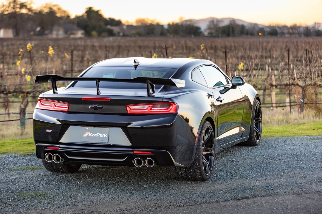 2018 Chevrolet Camaro SS 6th Gen - Image 16 of 31