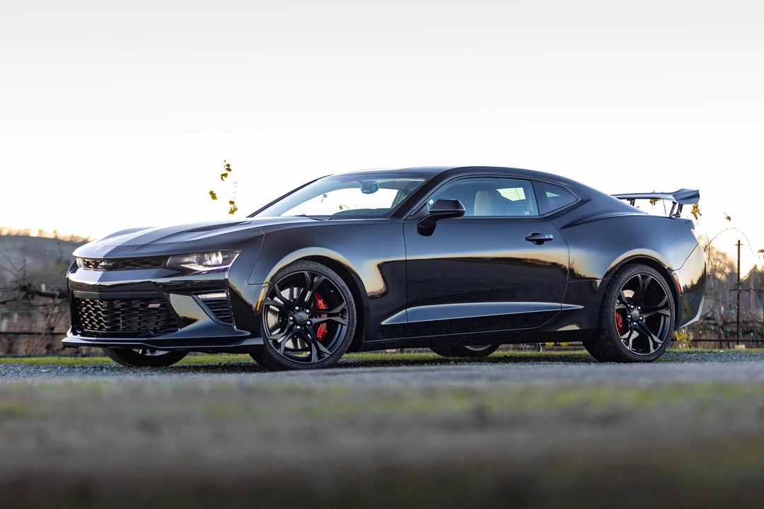 2018 Chevrolet Camaro SS 6th Gen - Image 10 of 31
