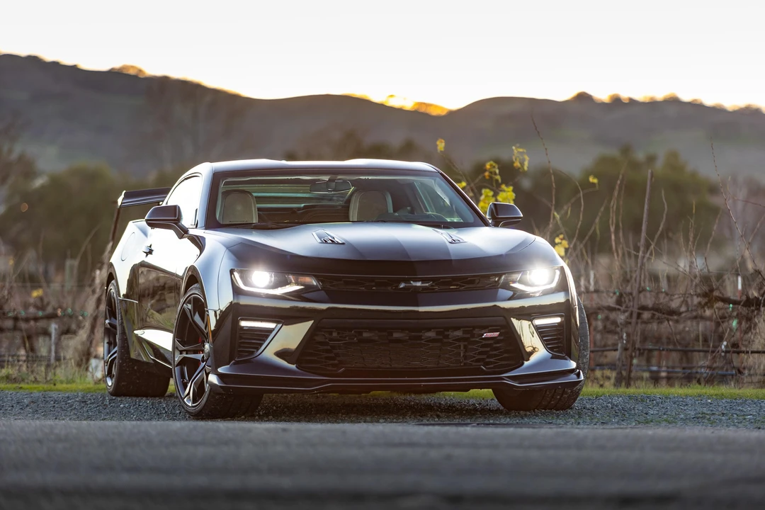 2018 Chevrolet Camaro SS 6th Gen - Image 25 of 31