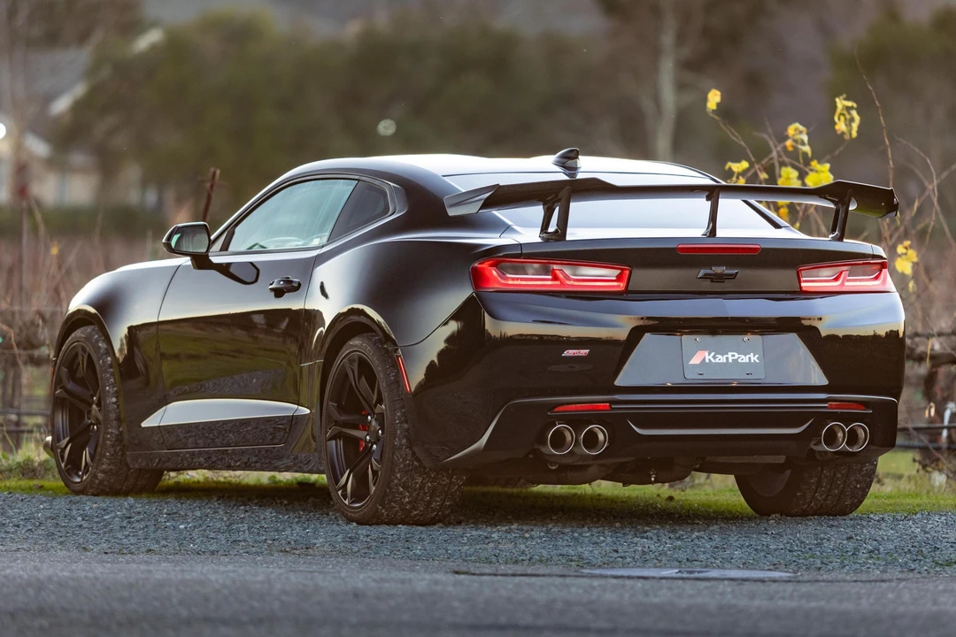 2018 Chevrolet Camaro SS 6th Gen - Image 4 of 31