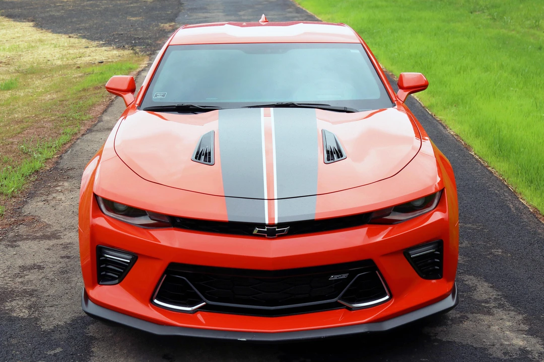 2018 Chevrolet Camaro SS 6th Gen - Image 2 of 31