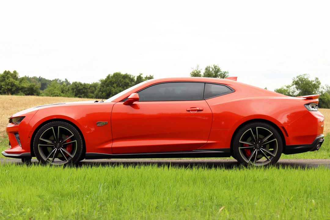 2018 Chevrolet Camaro SS 6th Gen - Image 3 of 31
