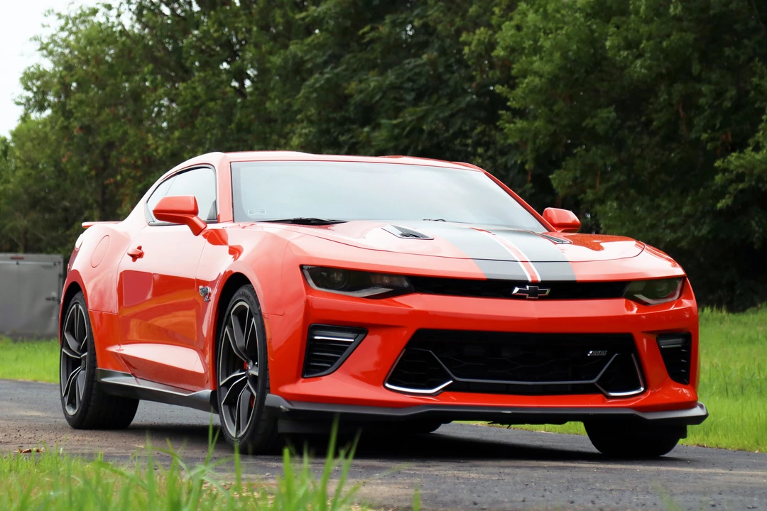 2018 Chevrolet Camaro SS 6th Gen - Image 14 of 31