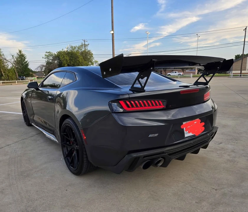 2018 Chevrolet Camaro SS 6th Gen - Image 3 of 10