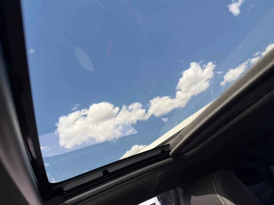 2018 Chevrolet Camaro SS 6th Gen - Image 11 of 13