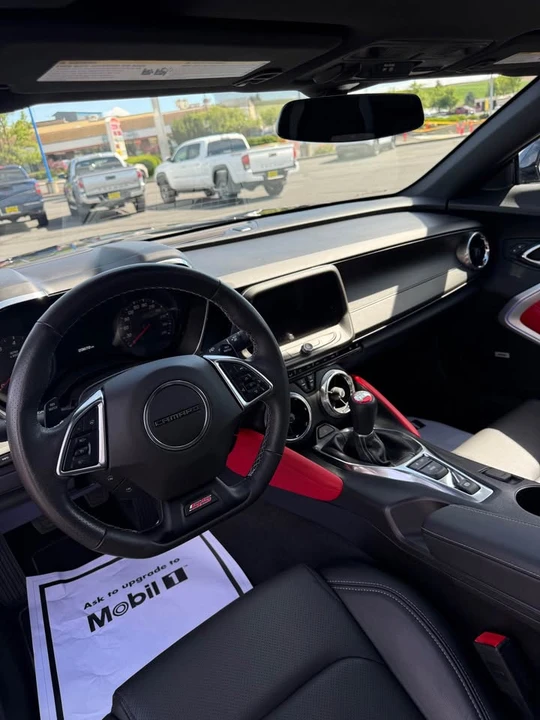 2018 Chevrolet Camaro SS 6th Gen - Image 11 of 12