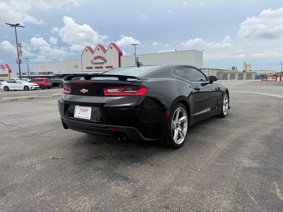 2018 Chevrolet Camaro SS 6th Gen - Image 5 of 17