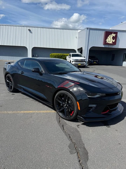 2018 Chevrolet Camaro SS 6th Gen - Image 2 of 12