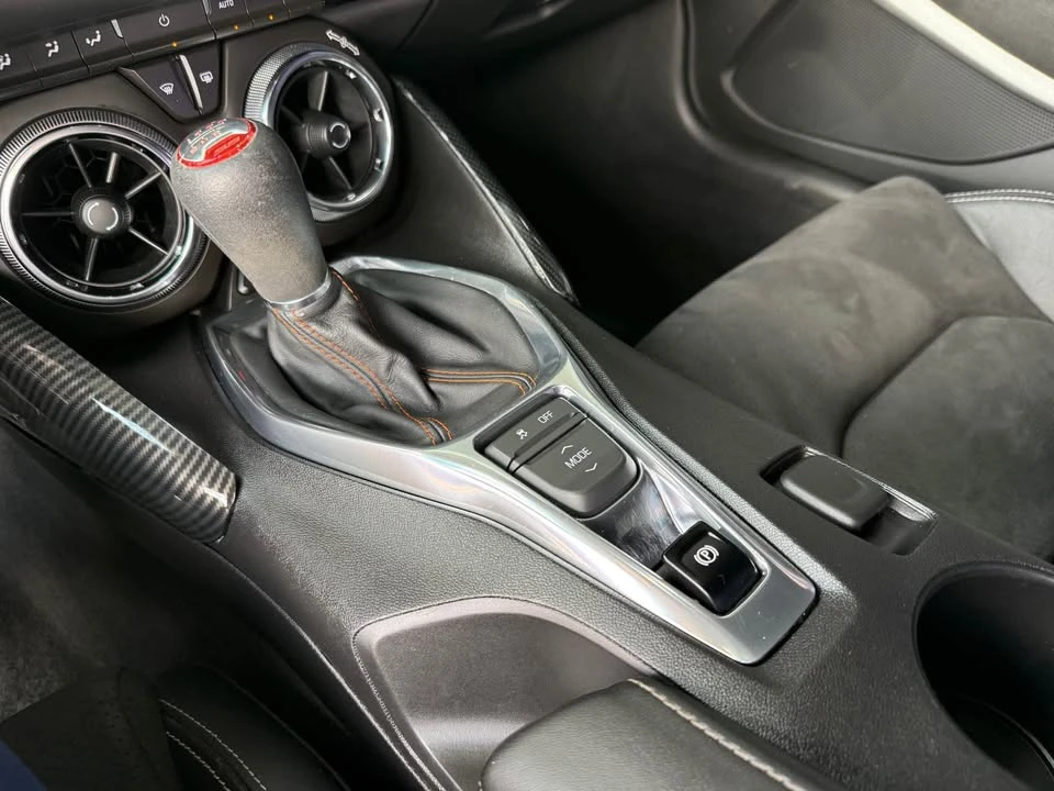 2018 Chevrolet Camaro SS 6th Gen - Image 15 of 21