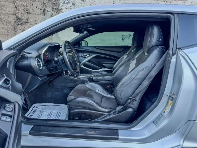 2018 Chevrolet Camaro SS 6th Gen - Image 11 of 21