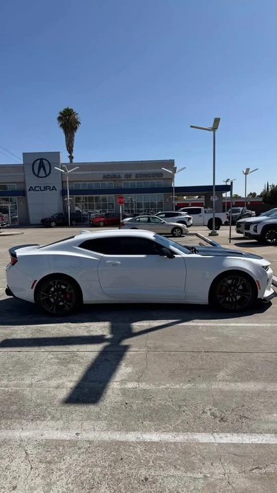 2018 Chevrolet Camaro SS 6th Gen - Image 2 of 11