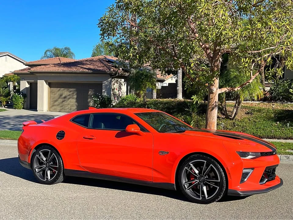 2018 Chevrolet Camaro SS 6th Gen - Image 5 of 20