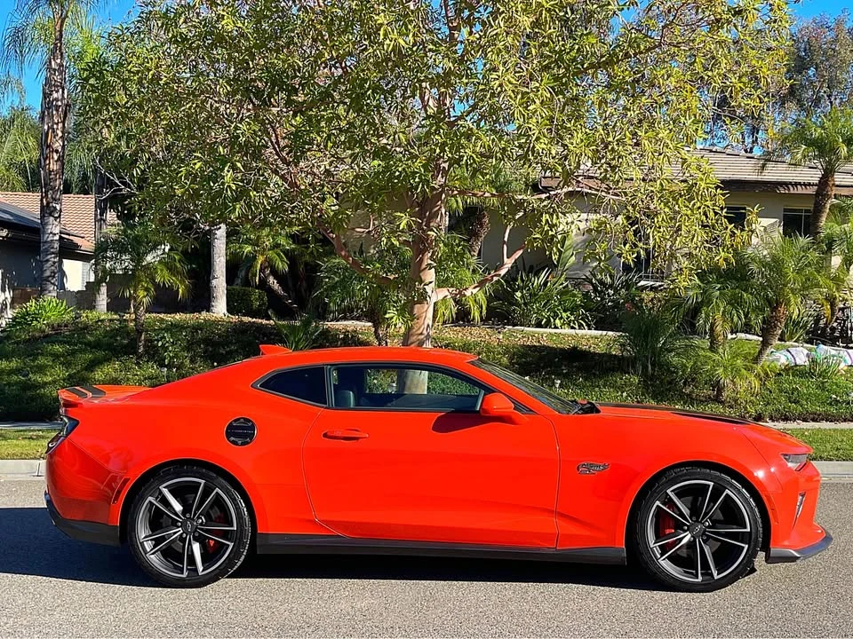 2018 Chevrolet Camaro SS 6th Gen - Image 6 of 20