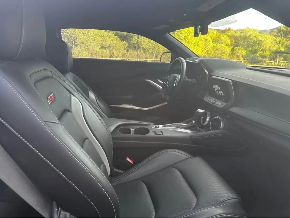 2018 Chevrolet Camaro SS 6th Gen - Image 9 of 17