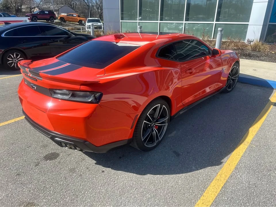 2018 Chevrolet Camaro SS 6th Gen - Image 2 of 9