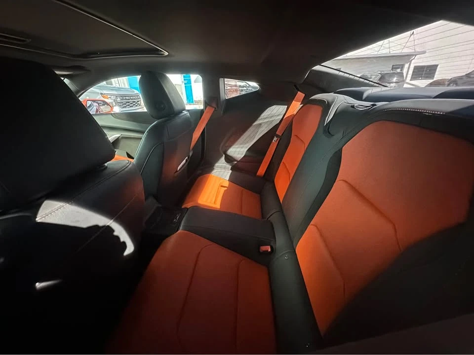 2018 Chevrolet Camaro SS 6th Gen - Image 8 of 9