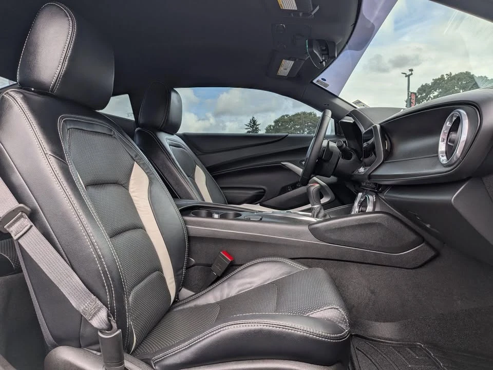 2018 Chevrolet Camaro SS 6th Gen - Image 6 of 9