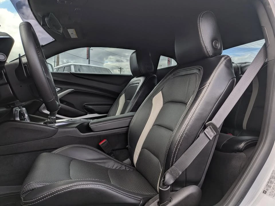 2018 Chevrolet Camaro SS 6th Gen - Image 5 of 9