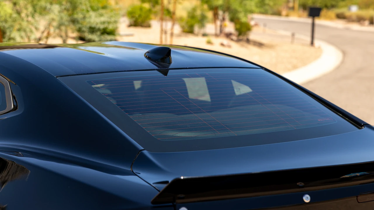 2018 Chevrolet Camaro SS 6th Gen - Image 23 of 31